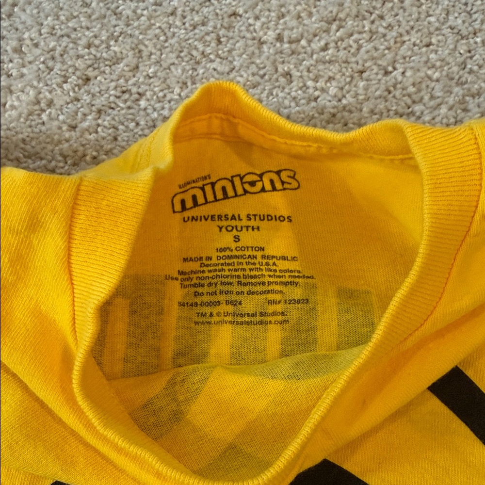 Kids Yellow Graphic Minion-Inspired T-Shirt, size S - Picture 2 of 3
